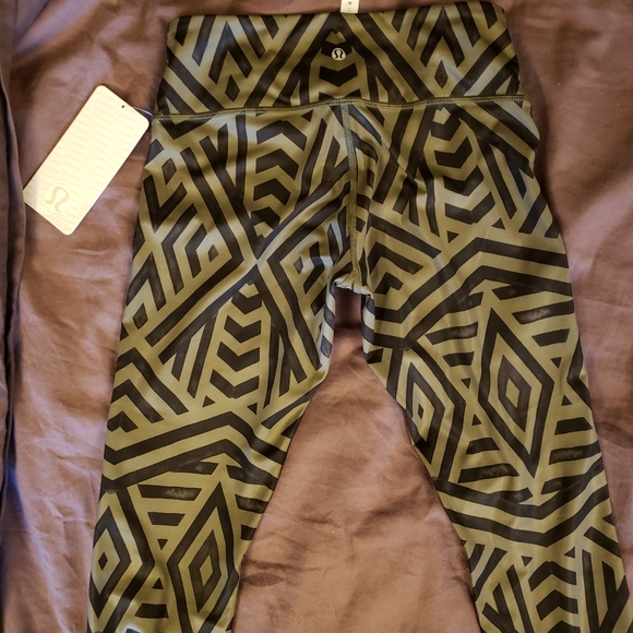 Wunder Under Crop II Fullux - Picture 2 of 3